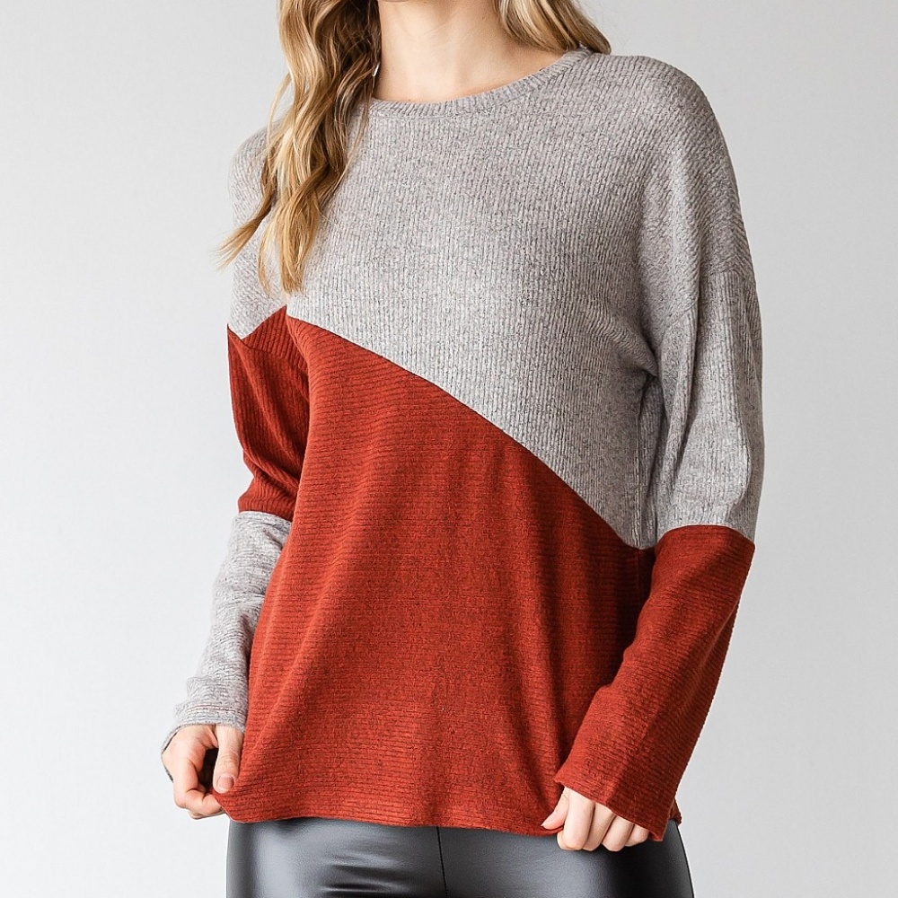 DIAGONAL COLORBLOCK TOP - NEW WITH TAGS